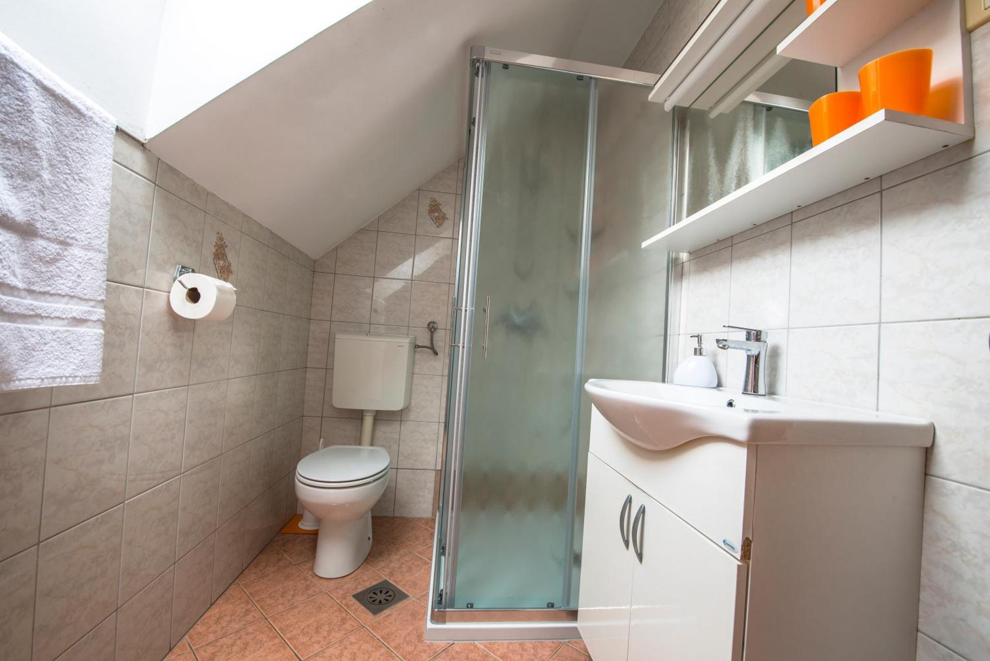 Apartments Rombon Klavdij With Free Onsite Parking Бовец Екстериор снимка